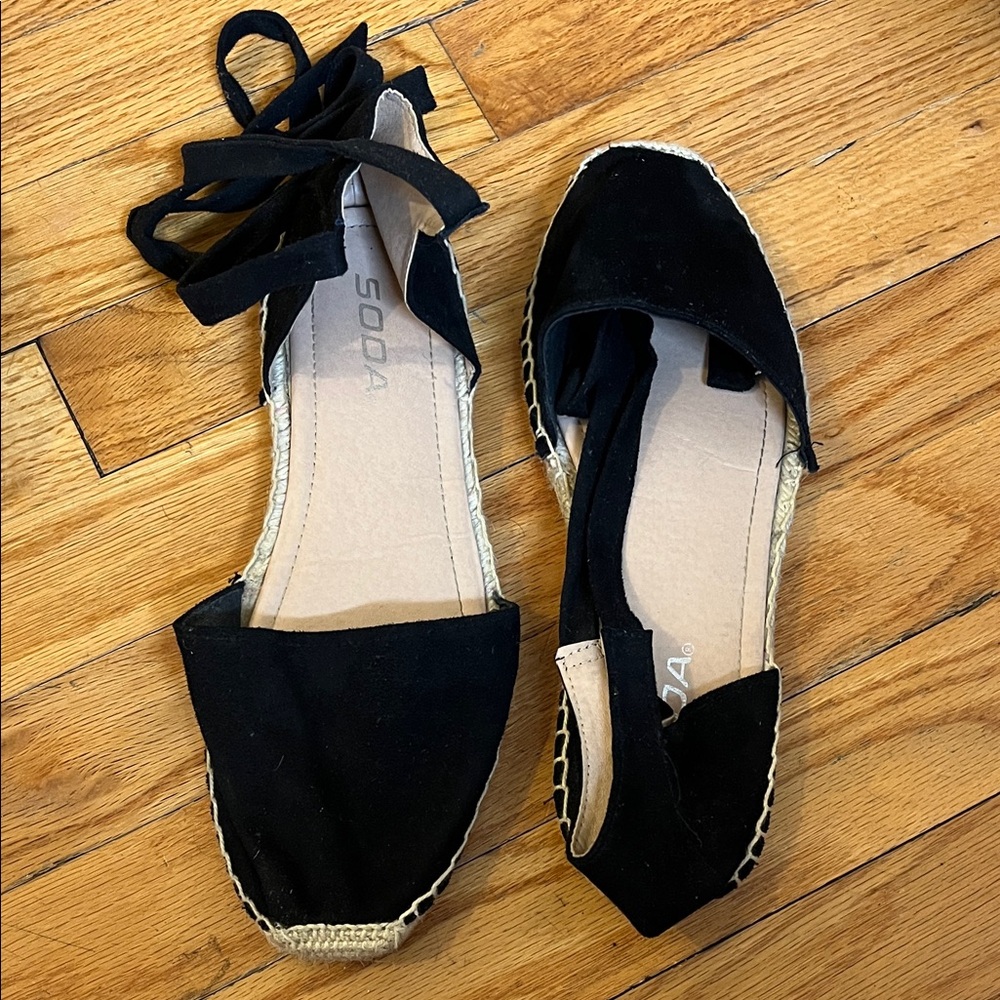 Soda Women's Black Espadrille Flats with Ribbon Tie